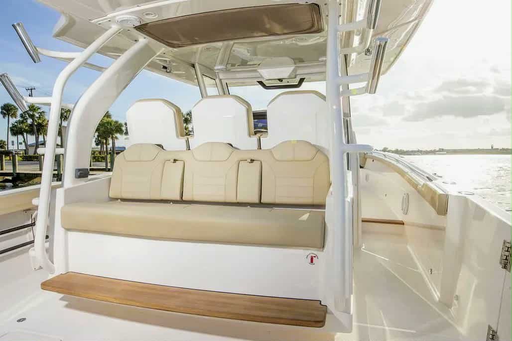 tiarapursuit23